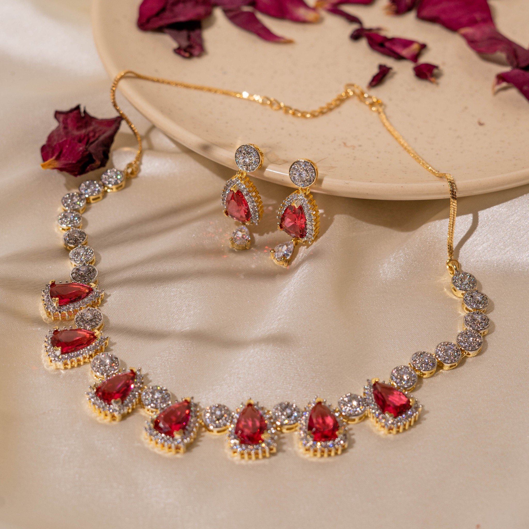 Maham Necklace set